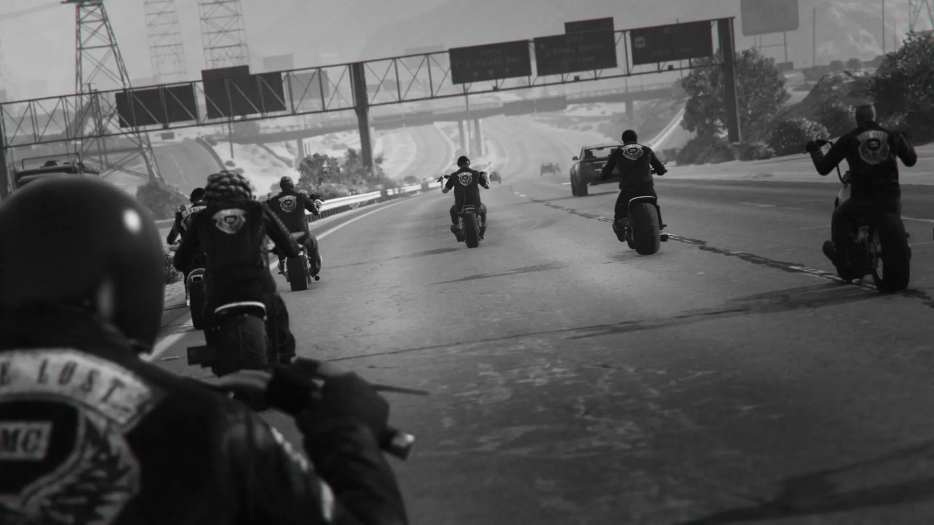 The pack riding the freeway out of Los Santos
